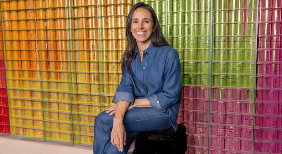 THE PERFECT INTRO: ALI WEISS ON BUILDING NOBIGGIE Feature: 001